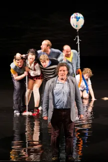 duhastgewackelt.requiemfüreinliebeskind_kostümbildsiljalandsberg